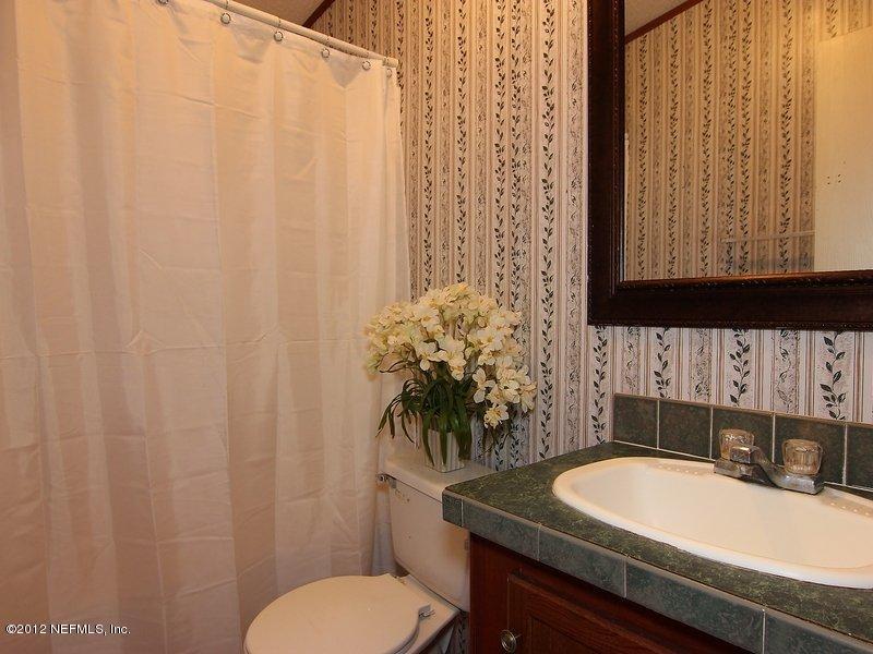 86127 Pamela Road Yulee, FL 32097 - Photo 16 of 20 3rd Bath