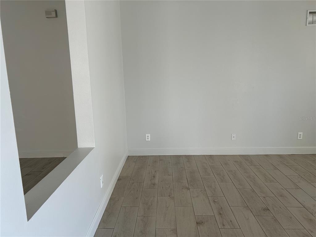 8482 Pinetop Ridge Lane Brooksville, FL 34613 - Photo 6 of 16 Gallery Image 6