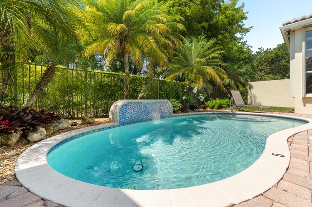 $1,015,000 | 7916 Montecito Place, Delray Beach, FL 33446