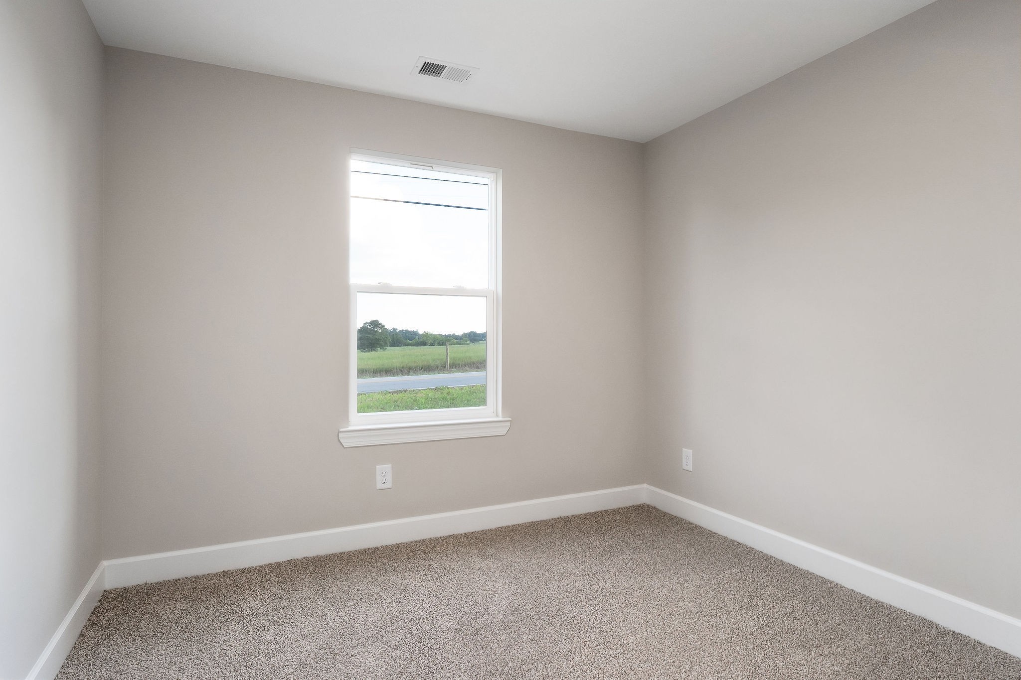 3535 Keltonburg Road Smithville, TN 37166 - Photo 19 of 37 an empty room with a window