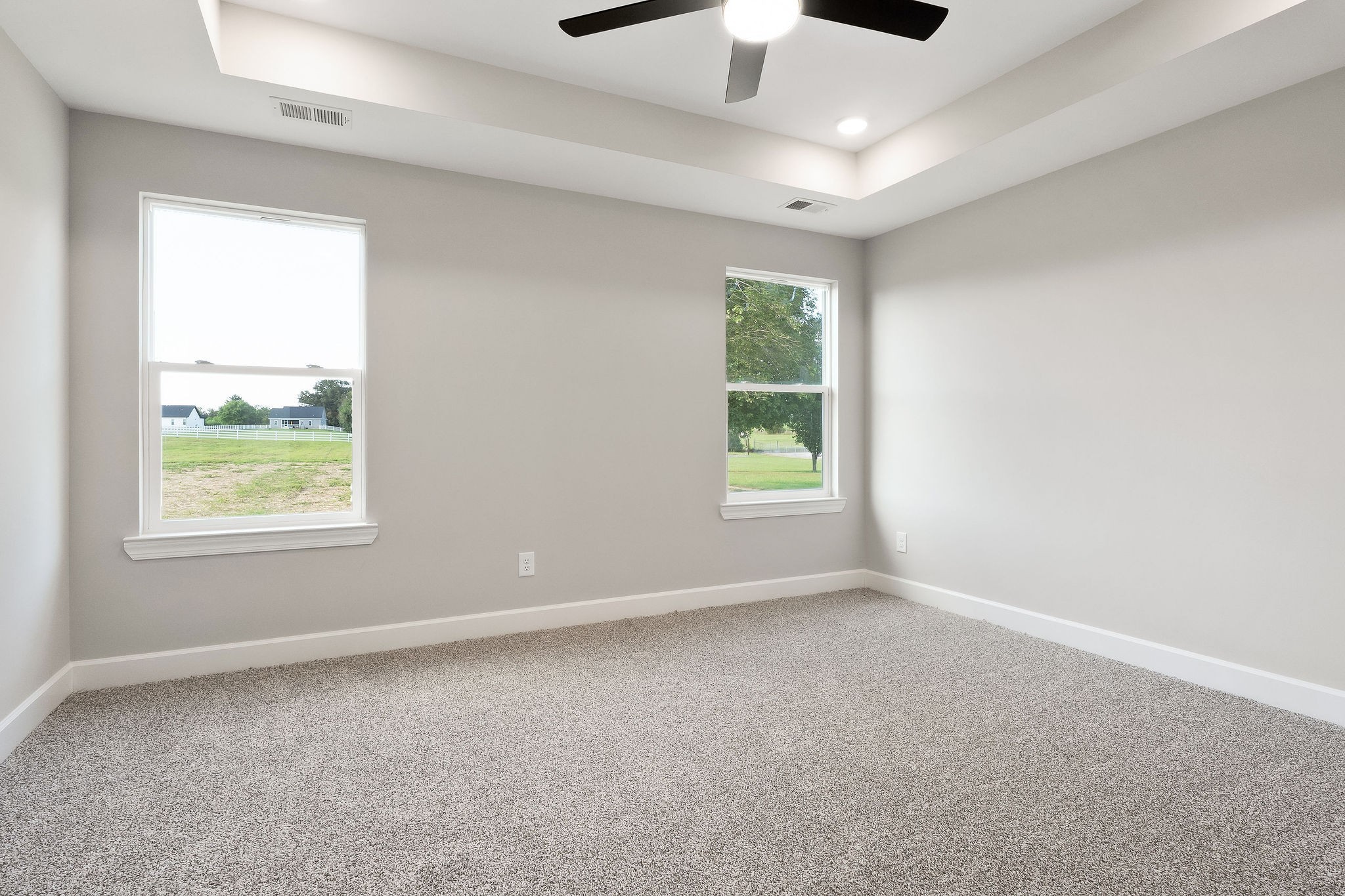 3535 Keltonburg Road Smithville, TN 37166 - Photo 24 of 37 an empty room with a window and a ceiling fan