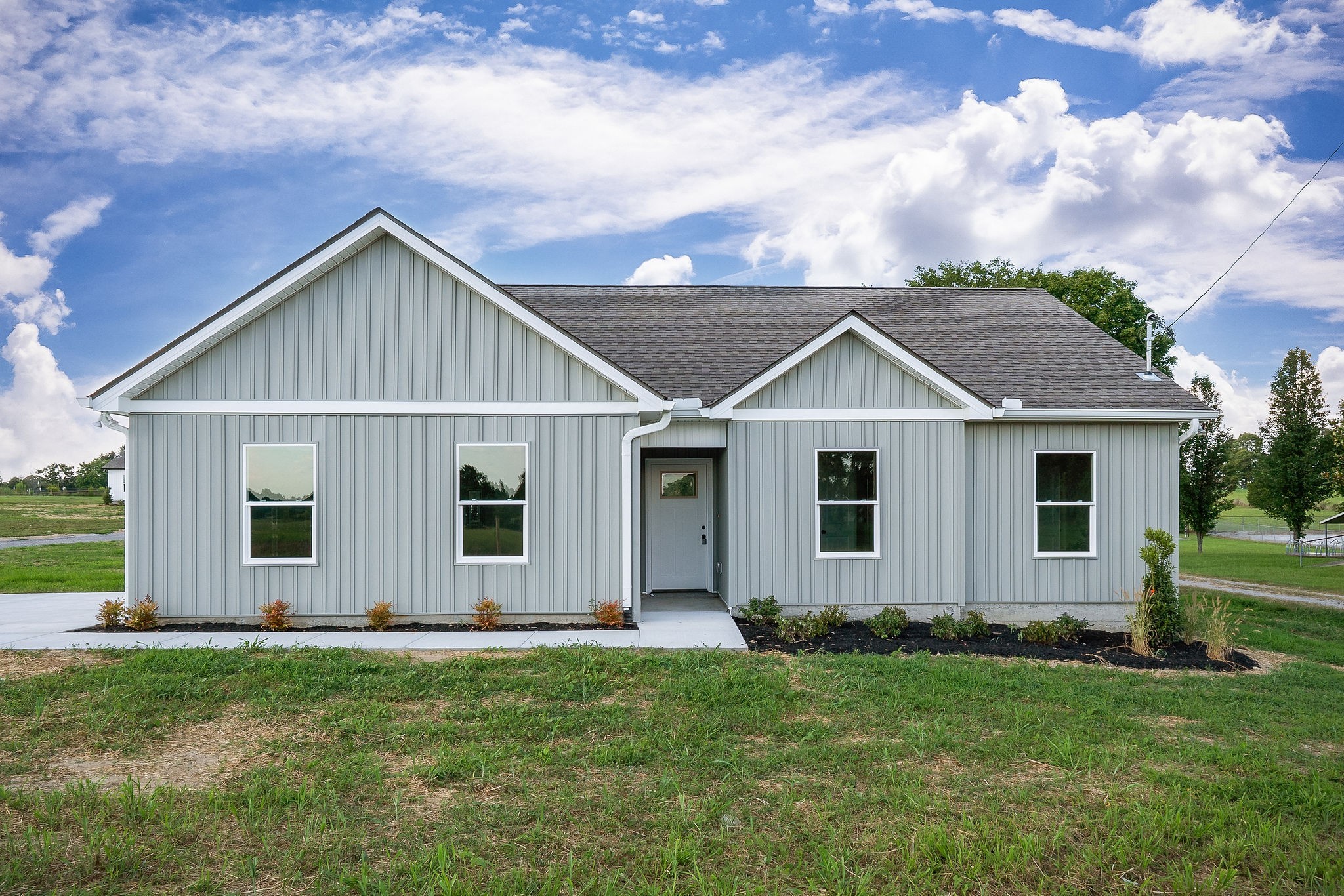 3535 Keltonburg Road Smithville, TN 37166 - Photo 32 of 37 front view of house with yard