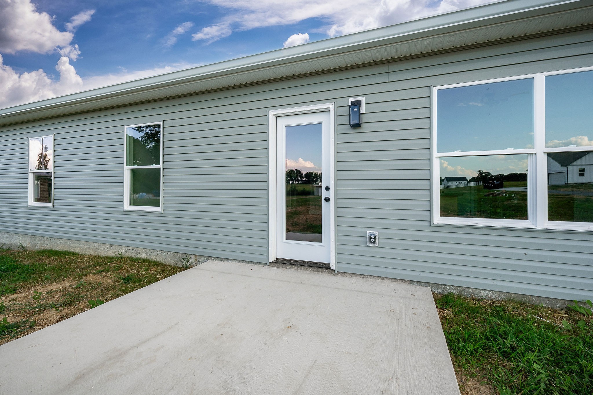3535 Keltonburg Road Smithville, TN 37166 - Photo 36 of 37 a view of a house with backyard and porch