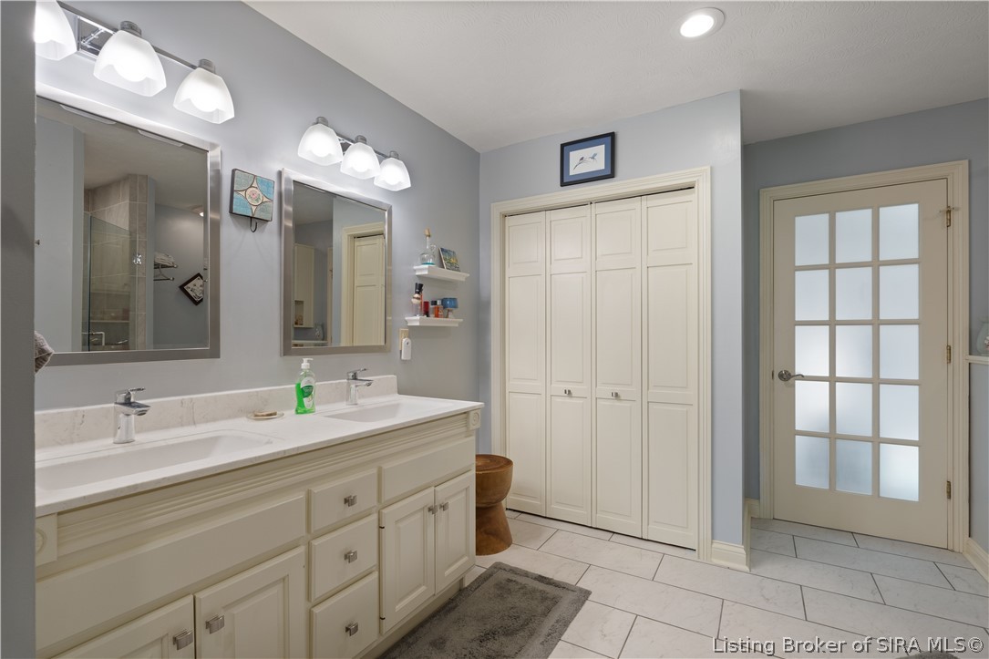 6104 Randa Lee Court Georgetown, IN 47122 - Photo 30 of 50