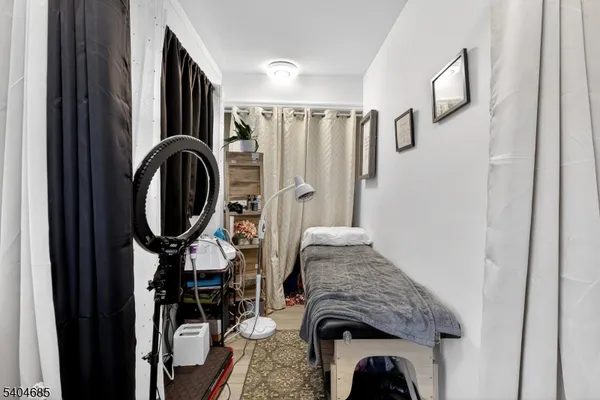 $550,000 | 425 East Avenue, Perth Amboy, NJ 08861