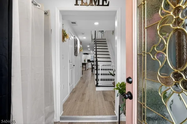 $550,000 | 425 East Avenue, Perth Amboy, NJ 08861