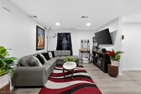 $550,000 | 425 East Avenue, Perth Amboy, NJ 08861