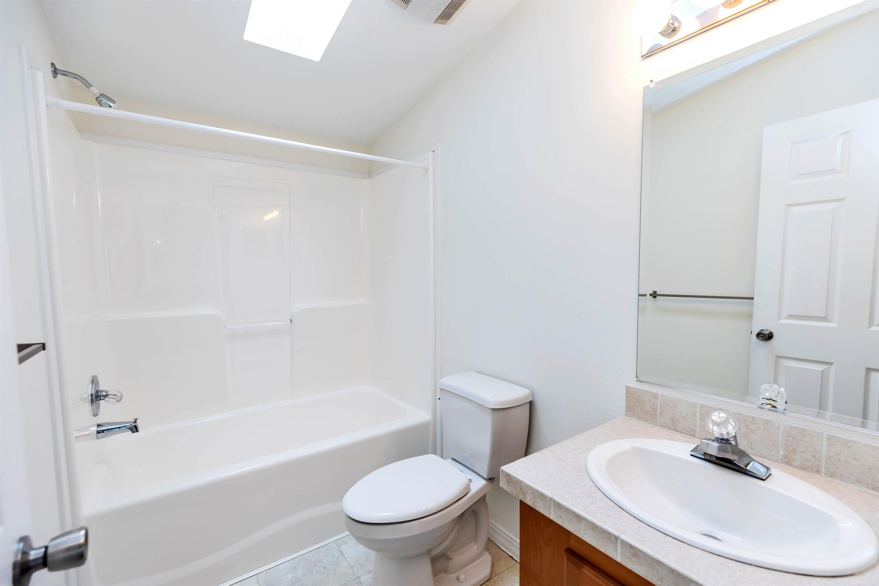 101 Sunset Way Manchester, NH 03104 - Photo 23 of 29 Gallery Image 23