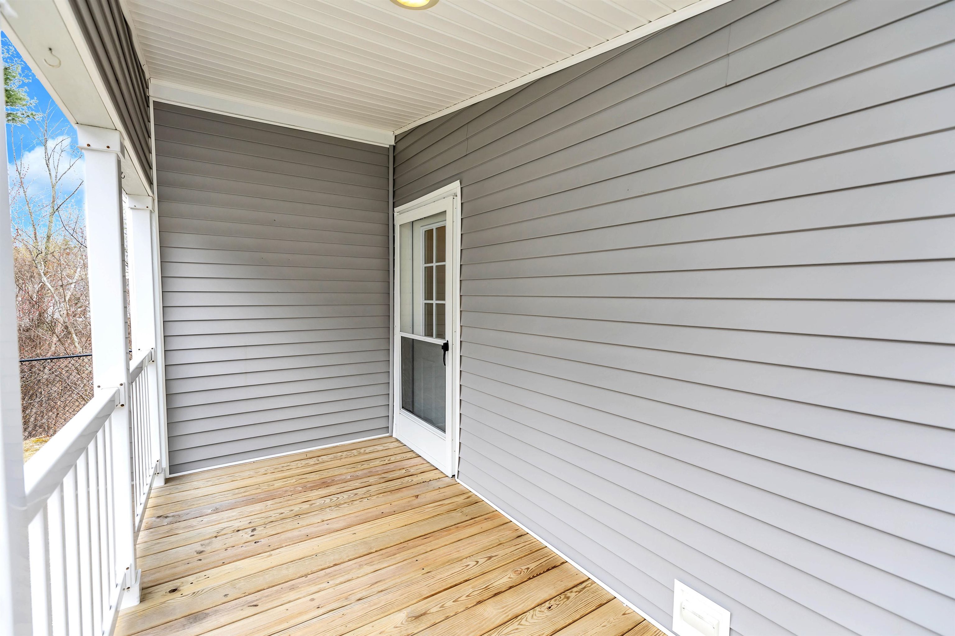 101 Sunset Way Manchester, NH 03104 - Photo 26 of 29 Gallery Image 26