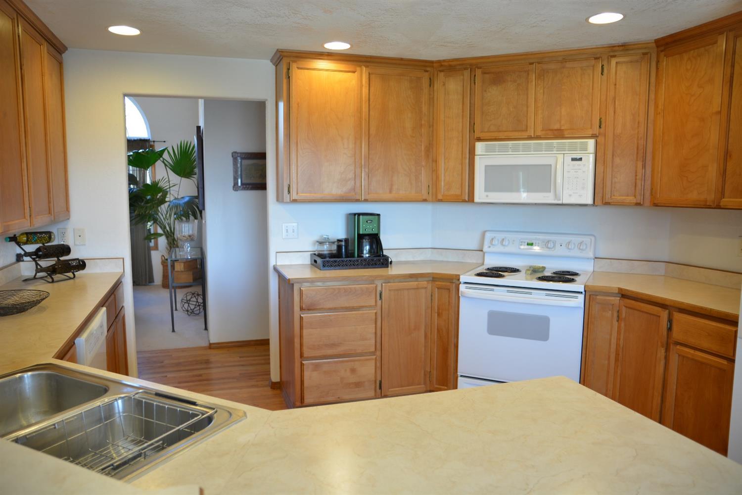 1509 Summit Ridge Circle Medford, OR 97504 - Photo 9 of 25 Additional Photo