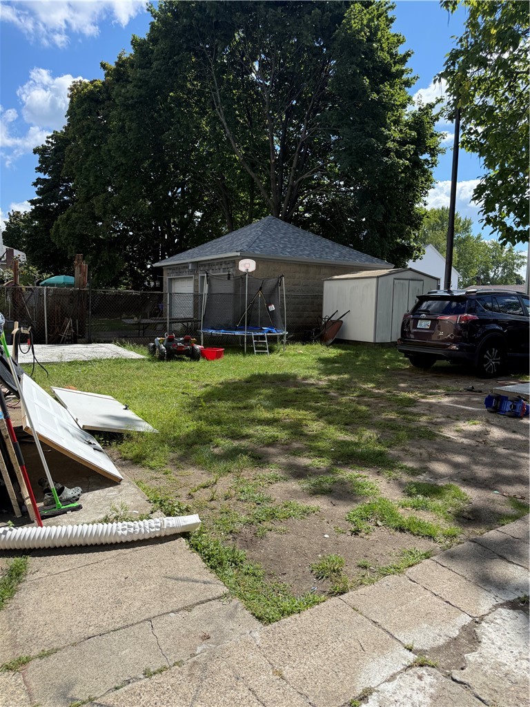35 Hunts Avenue Pawtucket, RI 02861 - Photo 10 of 10 Gallery Image 10