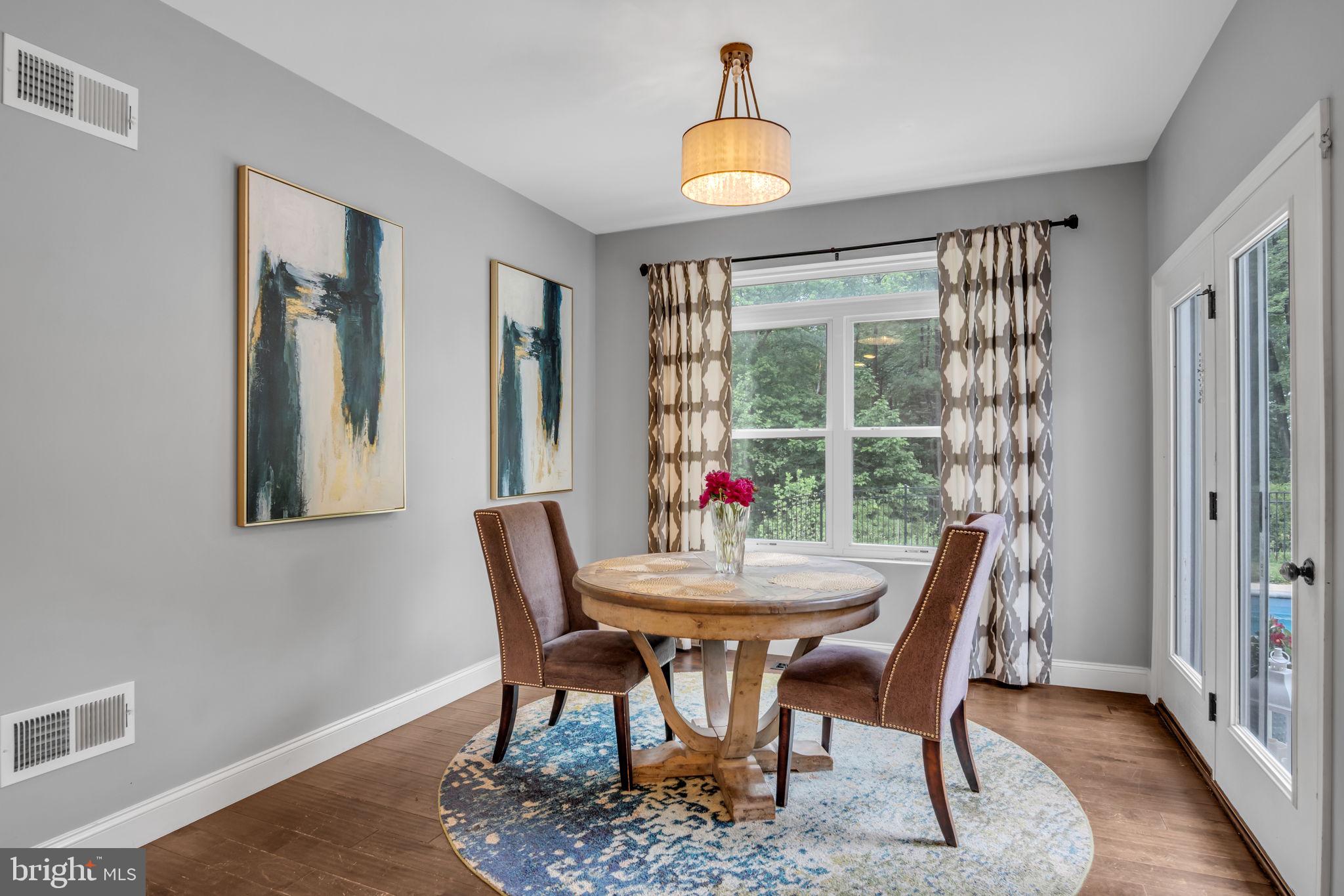 110 Freys Road Elizabethtown, PA 17022 - Photo 12 of 47 Charming dining nook with natural light.