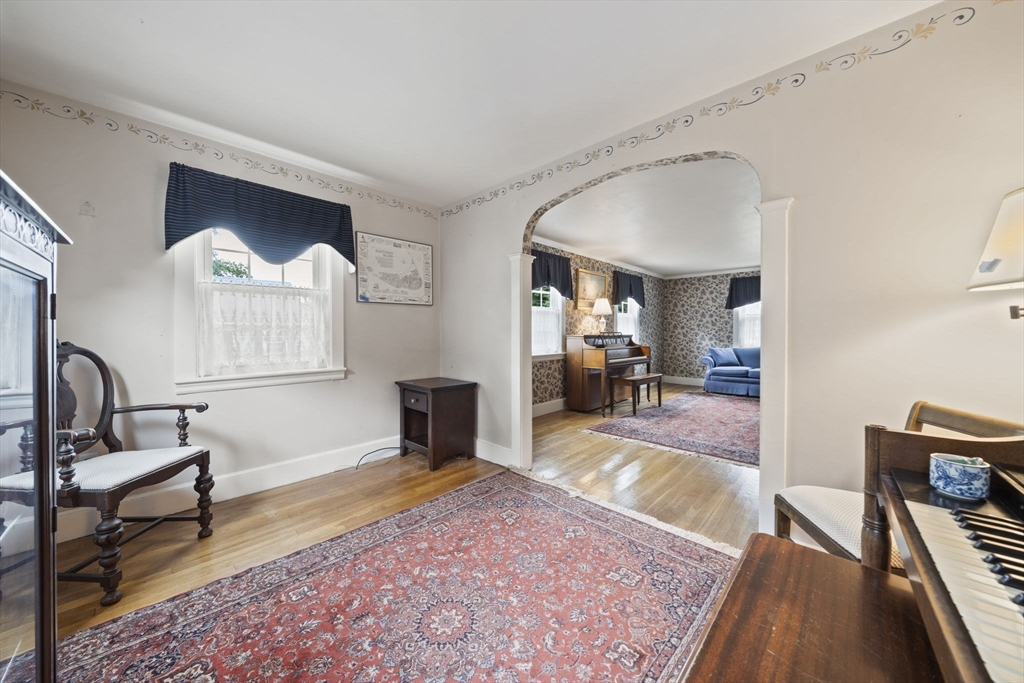 38 Idlewell Street Weymouth, MA 02188 - Photo 11 of 37