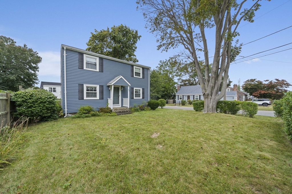 38 Idlewell Street Weymouth, MA 02188 - Photo 2 of 37