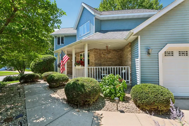 $494,900 | 110 Saratoga Circle, Oregon, WI 53575