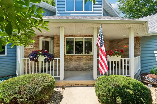 $494,900 | 110 Saratoga Circle, Oregon, WI 53575