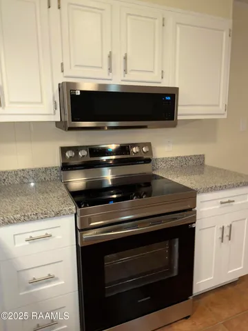 $127,750 | 2003 Shirley Drive, Jennings, LA 70546