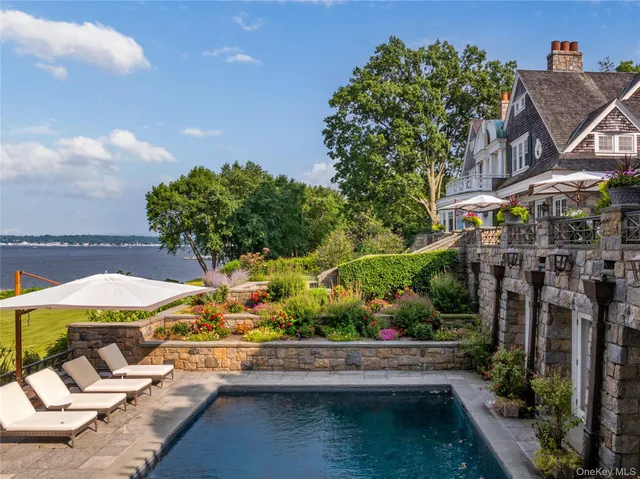 $35,000,000 | 227 Dock Lane, Great Neck, NY 11024