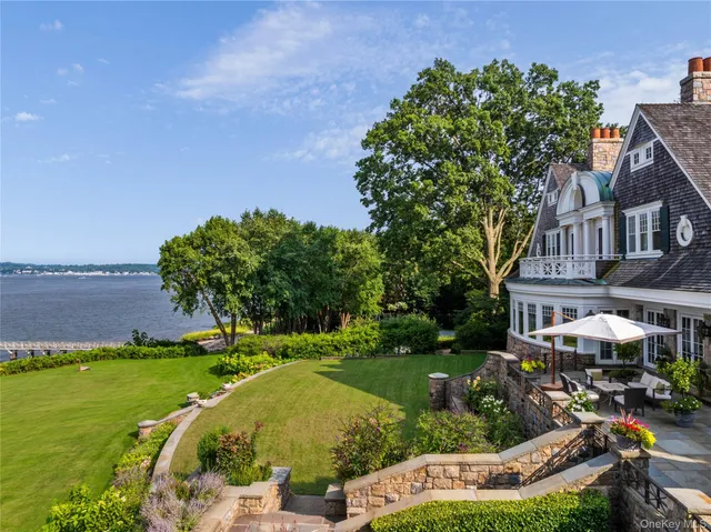 $35,000,000 | 227 Dock Lane, Great Neck, NY 11024