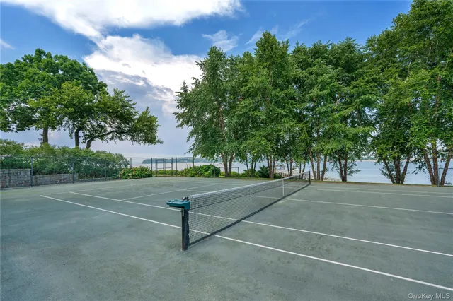 $35,000,000 | 227 Dock Lane, Great Neck, NY 11024