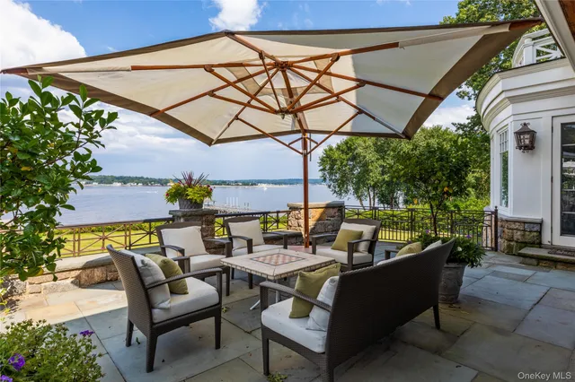 $35,000,000 | 227 Dock Lane, Great Neck, NY 11024