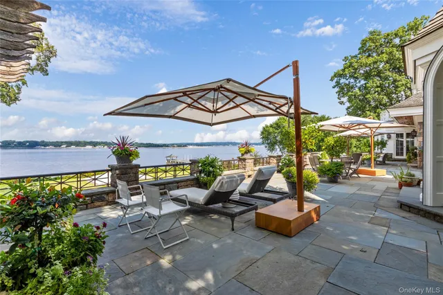 $35,000,000 | 227 Dock Lane, Great Neck, NY 11024