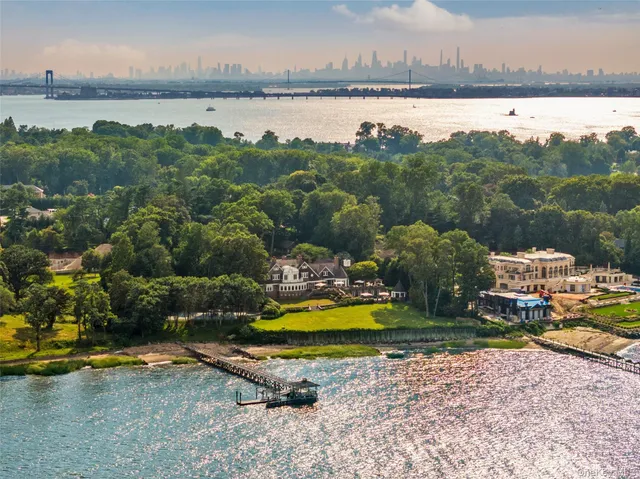 $35,000,000 | 227 Dock Lane, Great Neck, NY 11024