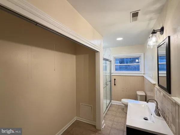 $2,800 | 1337 Pottstown Pike, West Chester, PA 19380