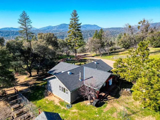 $359,500 | 33463 Road 233, North Fork, CA 93643