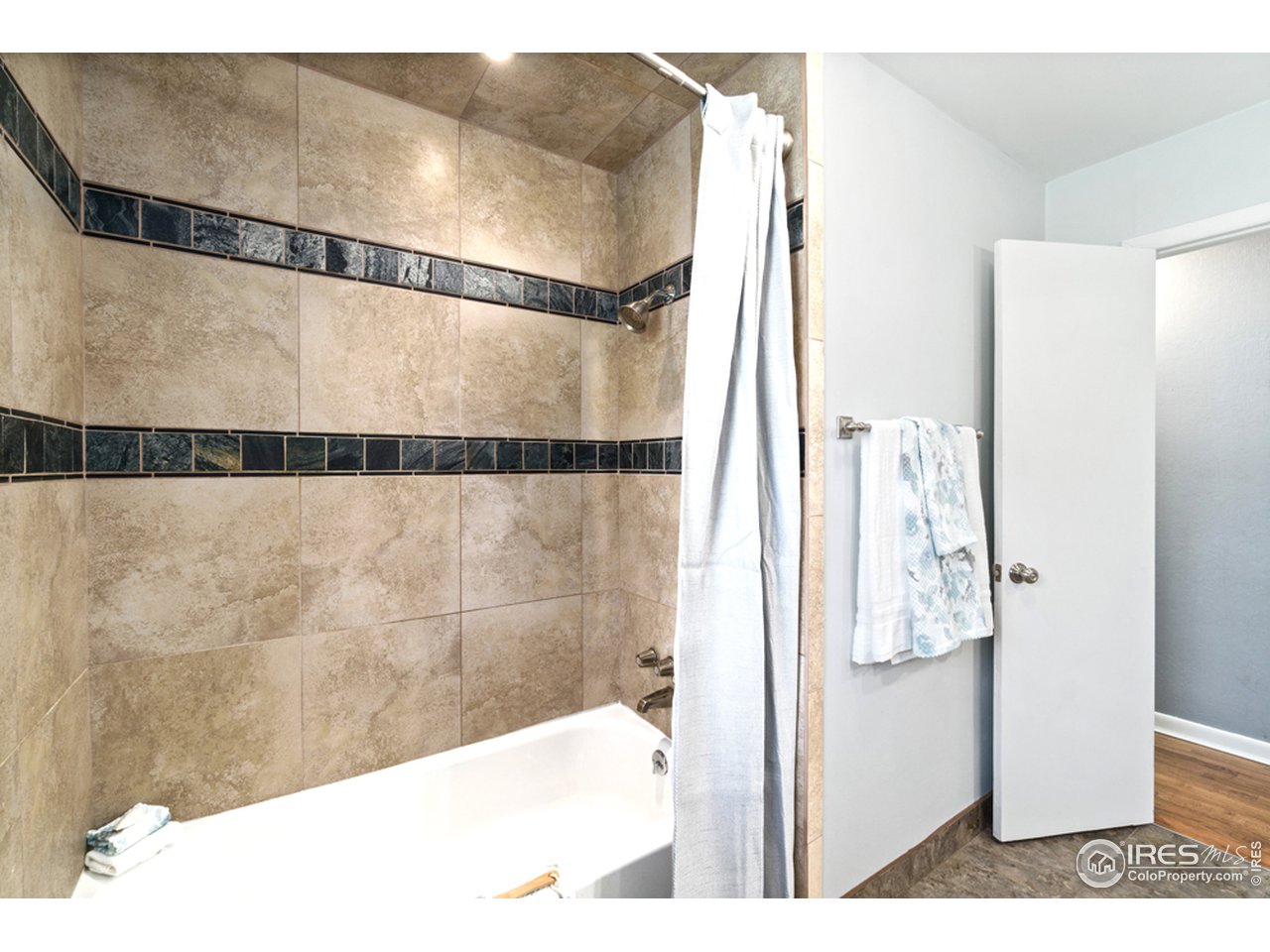 2906 West Prospect Road Fort Collins, CO 80526 - Photo 16 of 35 Gallery Image 16