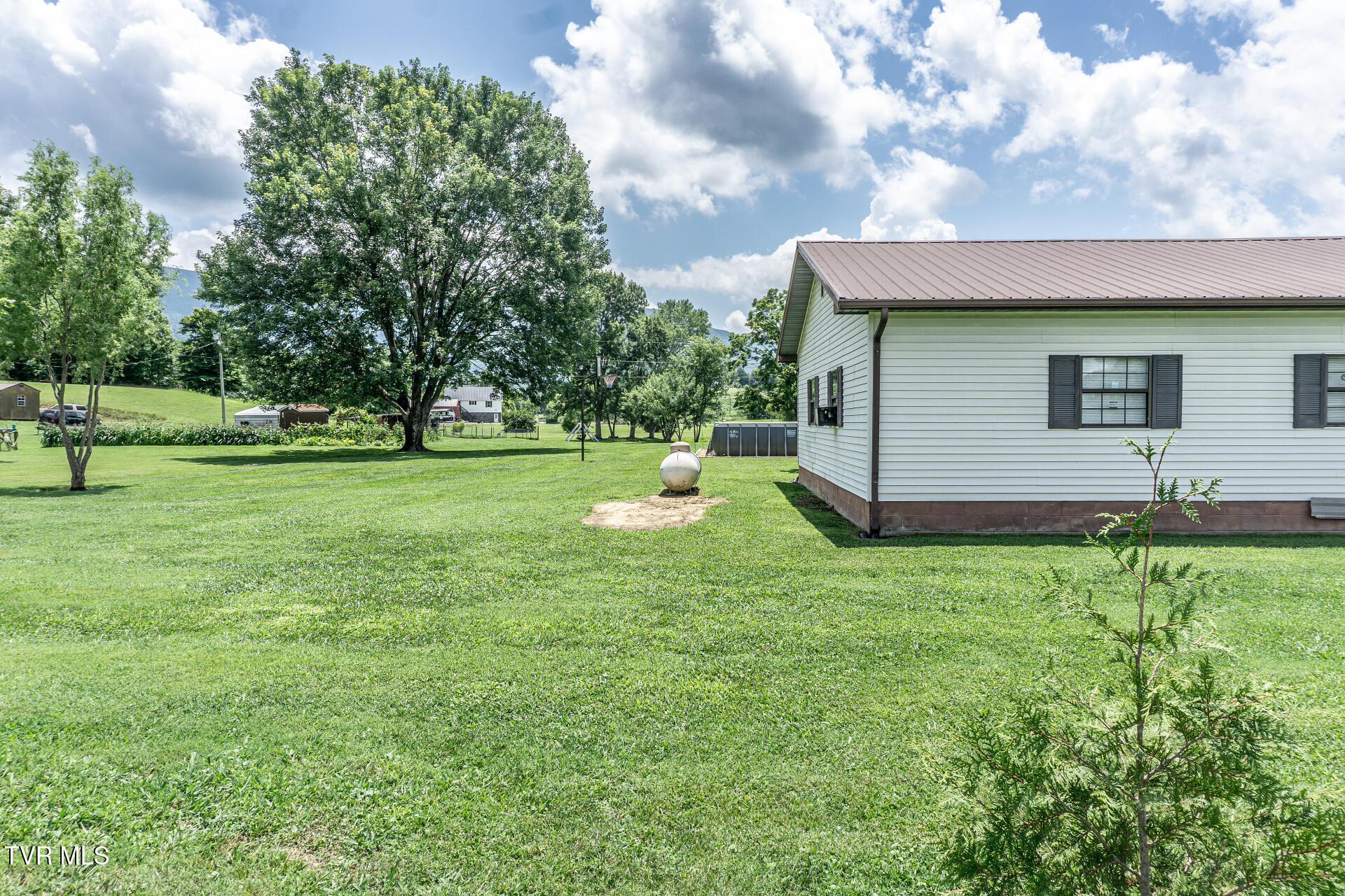 1145 Ricker Road Greeneville, TN 37743 - Photo 48 of 53 1145RickerG_033