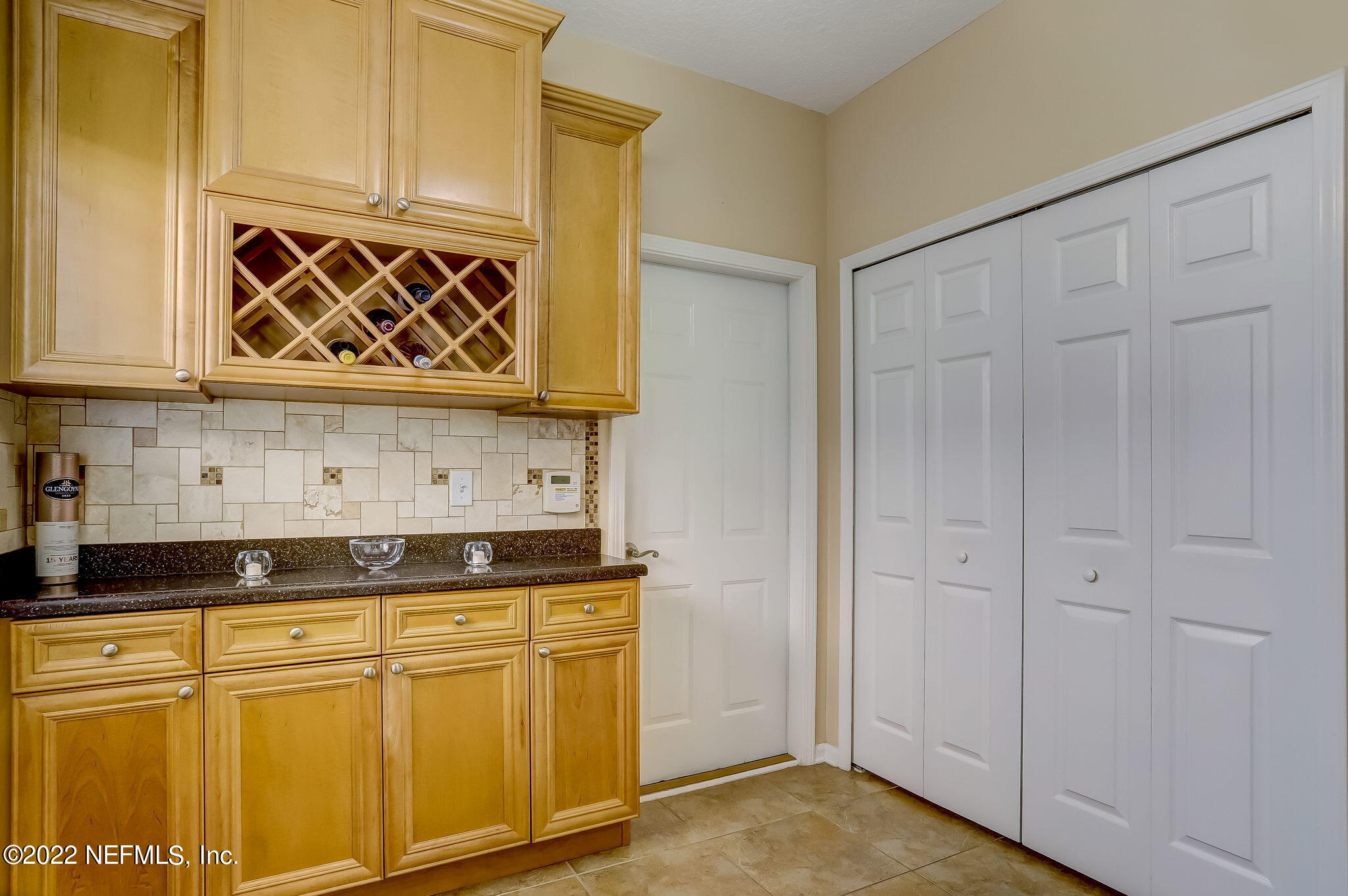 6194 Casterbridge Road Jacksonville, FL 32258 - Photo 27 of 66 Built-In Wine Rack