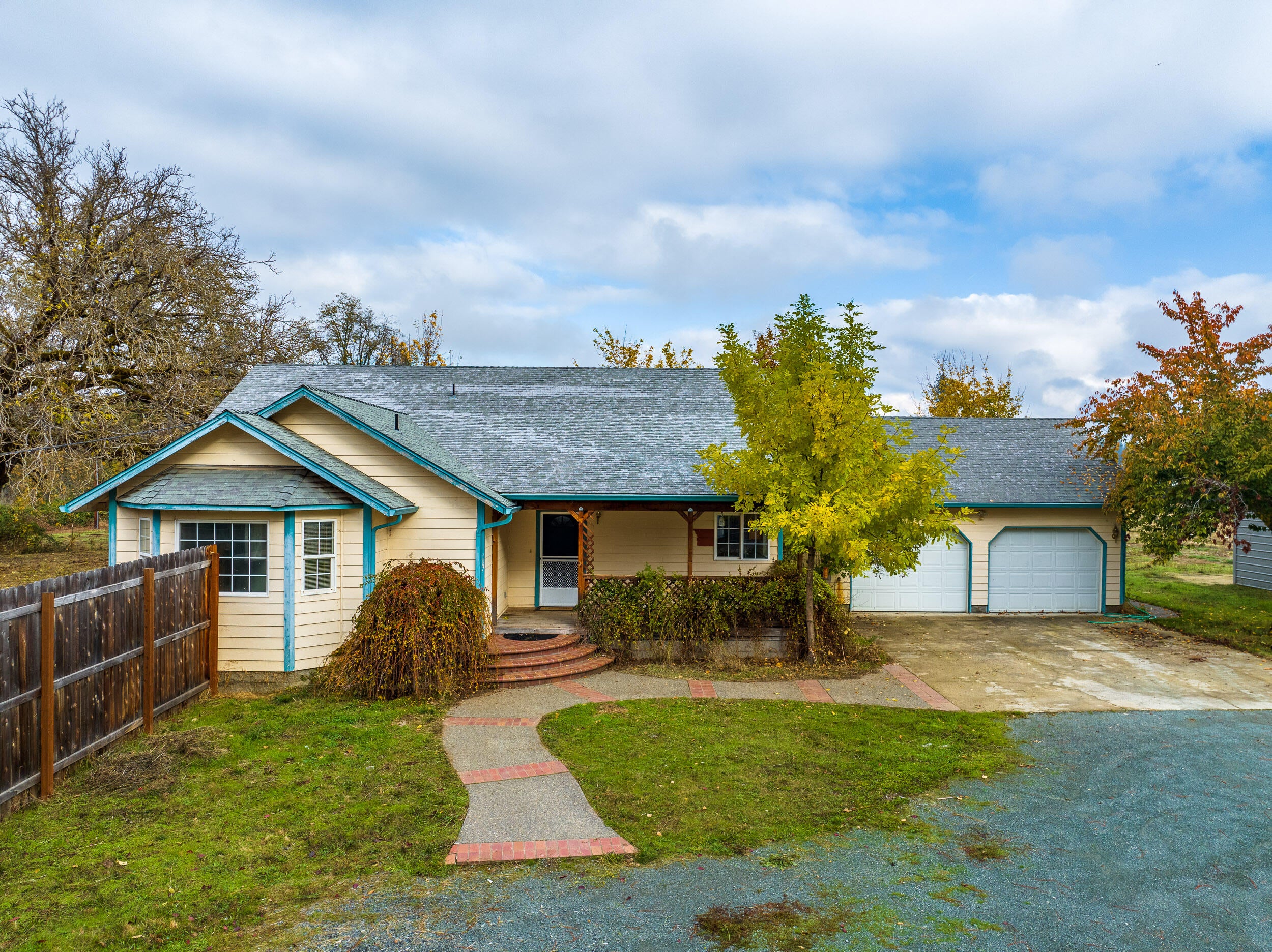 264 Minthorne Road Rogue River, OR 97537 - Photo 5 of 39 04