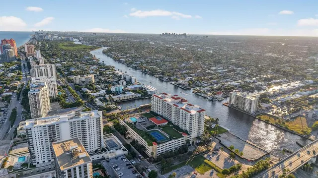 $2,350 | 3020 Northeast 32nd Avenue, Unit 819, Fort Lauderdale, FL 33308