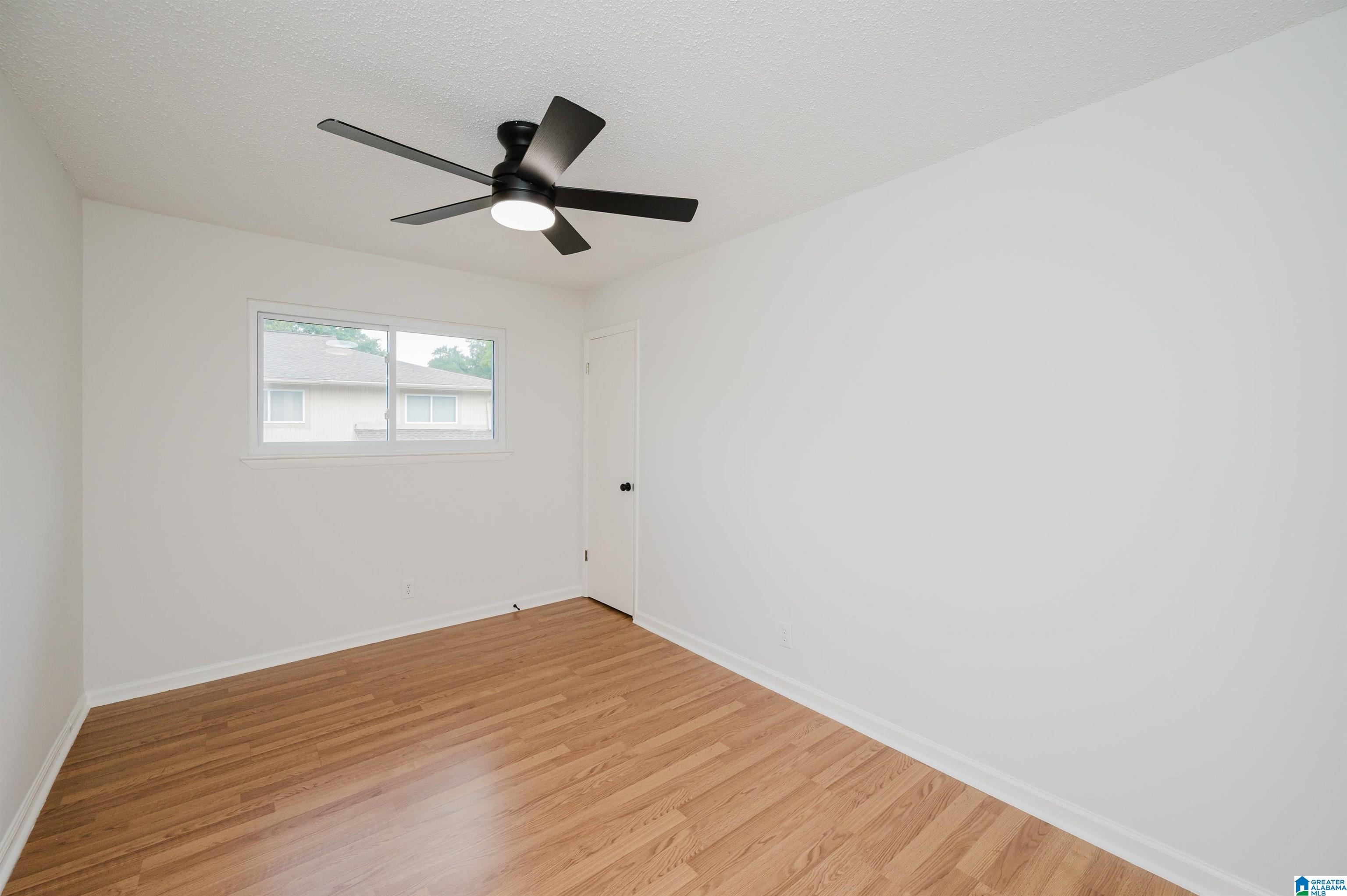 1834 Oakleaf Lane Birmingham, AL 35215 - Photo 30 of 40