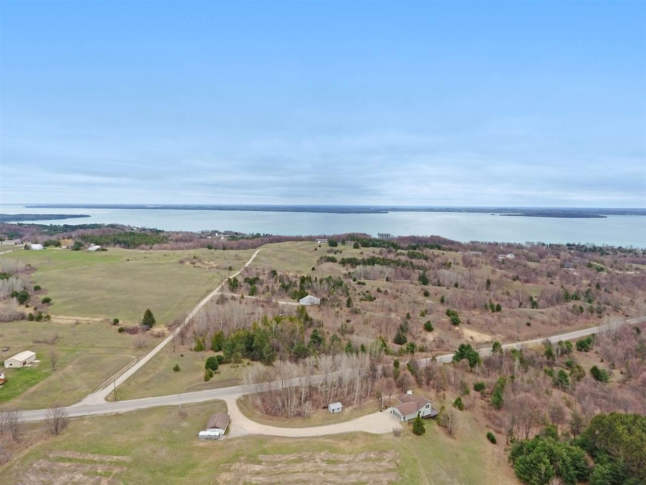 5340 Elm Valley Road Suttons Bay, MI 49682 - Photo 38 of 40 1860699-37.JPG