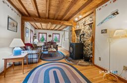 17 Markham Road East Hampton, CT 06424 - Photo 14 of 32 Living room