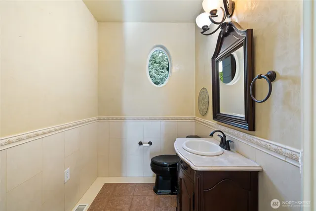 $1,449,000 | 7613 North 10th Street, Tacoma, WA 98406