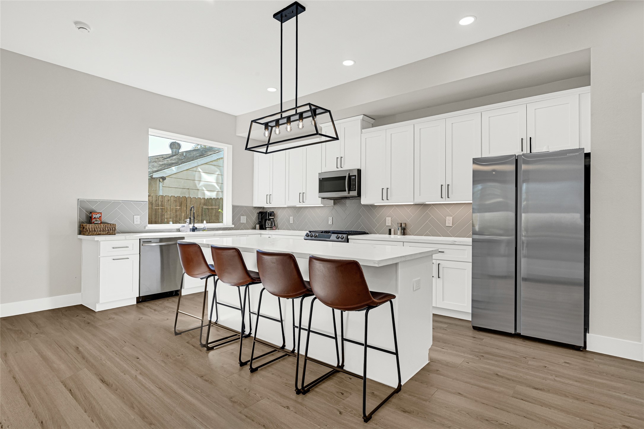 6835 Weston Street, Unit A Houston, TX 77021 - Photo 5 of 15 Kitchen
