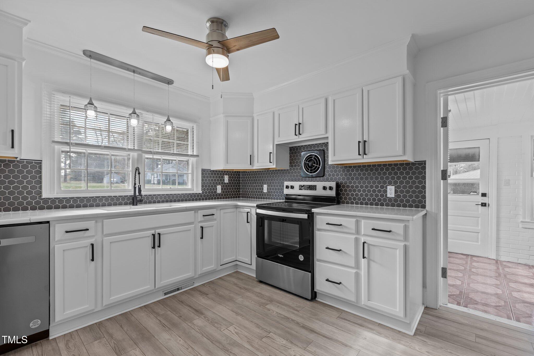 900 Roxboro Road Oxford, NC 27565 - Photo 22 of 48 21-web-or-mls-IMGL1289