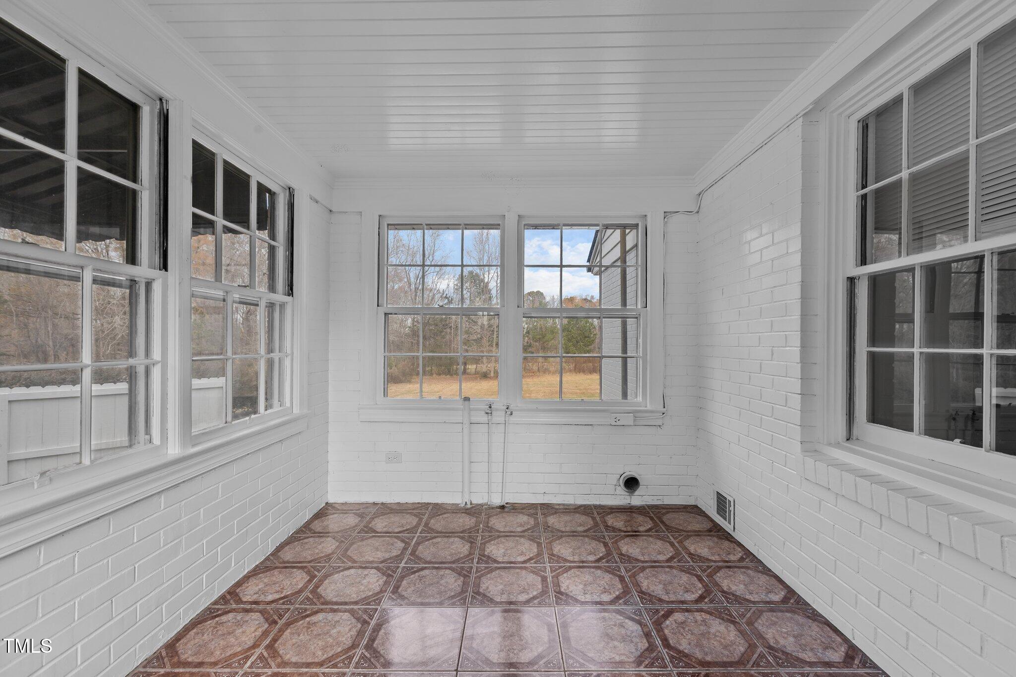 900 Roxboro Road Oxford, NC 27565 - Photo 44 of 48 22-web-or-mls-IMGL1292