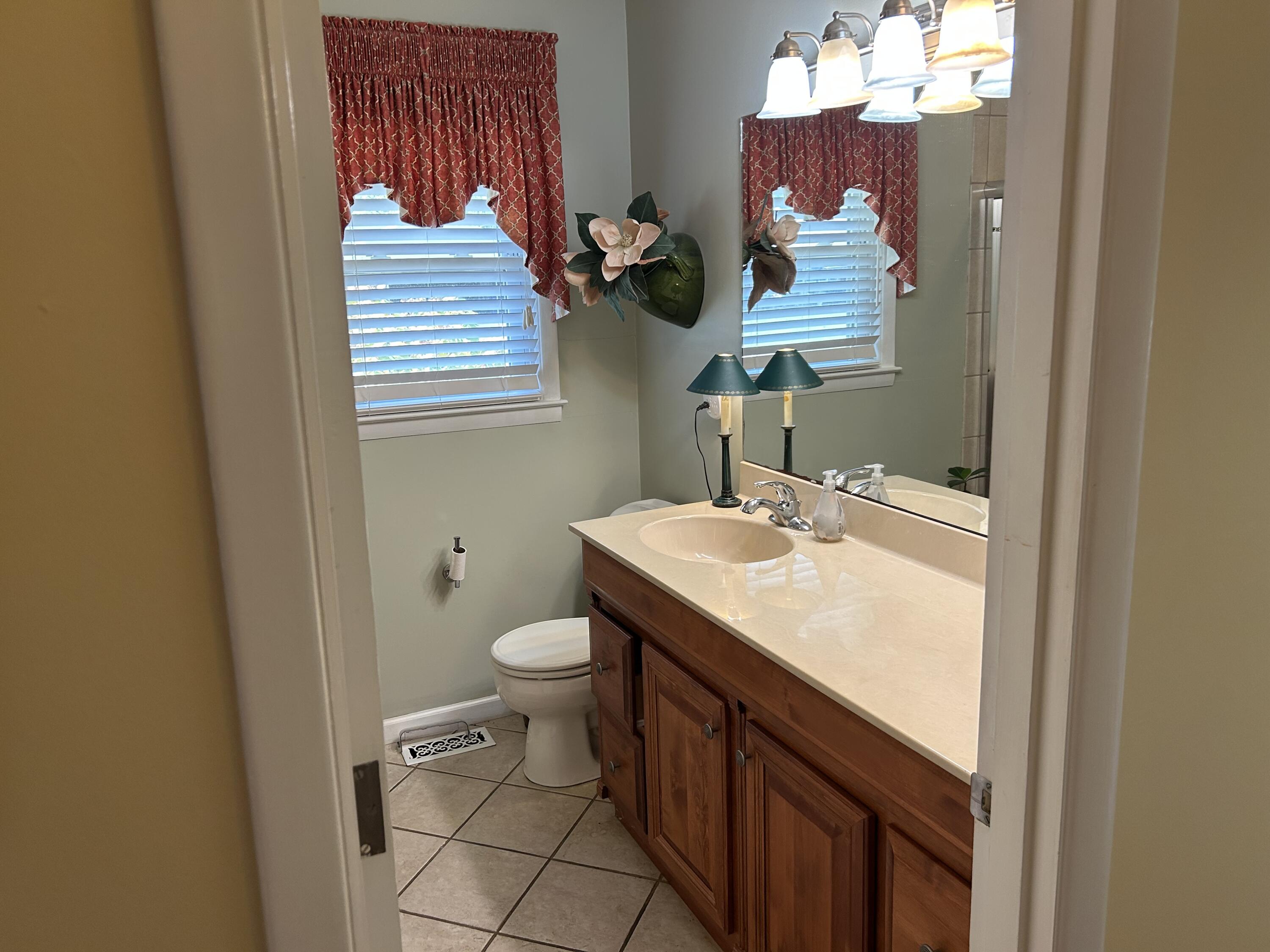 1625 Raleigh Road Lexington, KY 40505 - Photo 15 of 26 IMG_1454