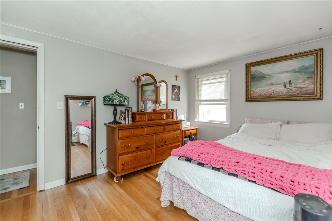 60 Ruskin Avenue Woonsocket, RI 02895 - Photo 25 of 31 2nd Floor Bedroom 3