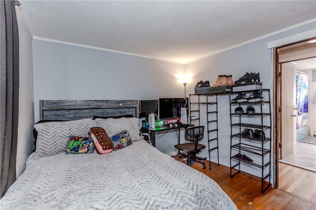 60 Ruskin Avenue Woonsocket, RI 02895 - Photo 9 of 31 1st Floor Bedroom 1