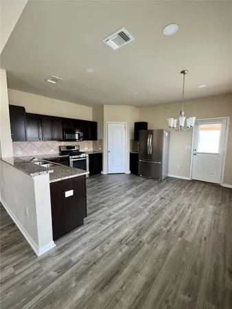 $2,300 | 441 Moulins Lane, Georgetown, TX 78626