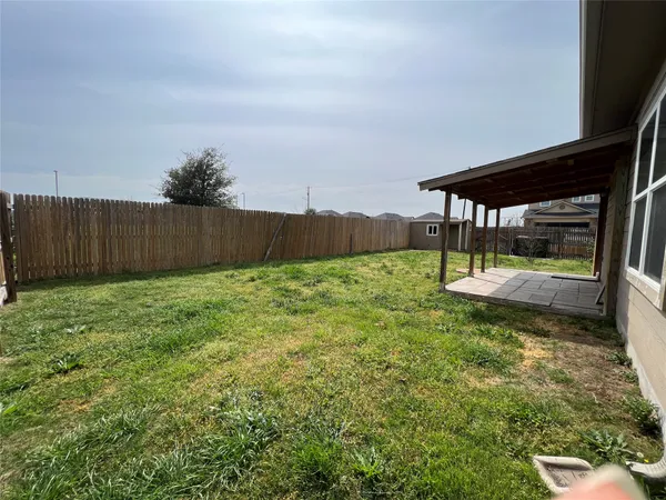 $2,300 | 441 Moulins Lane, Georgetown, TX 78626