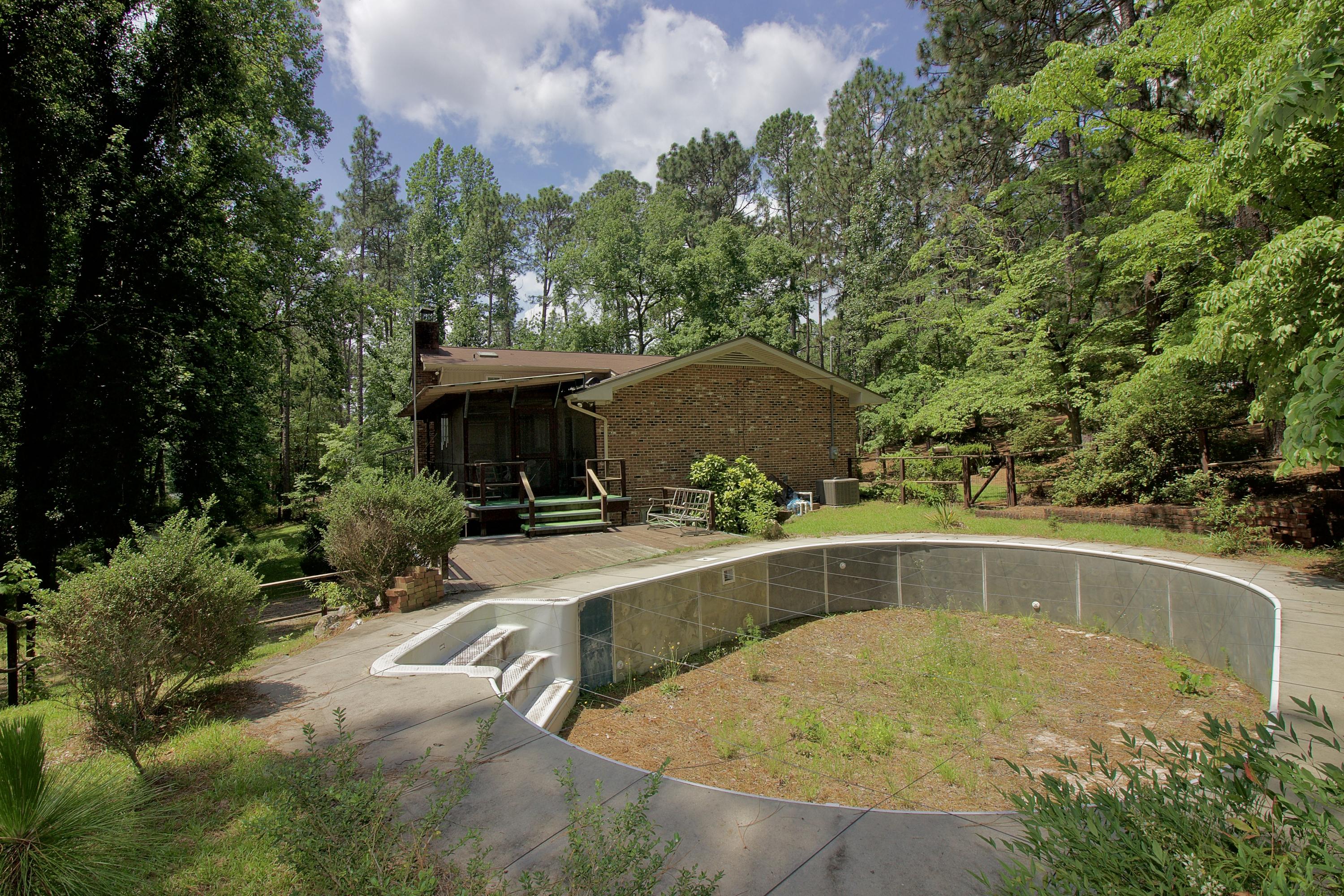 900 Robinwood Road Aberdeen, NC 28315 - Photo 11 of 58 IMG_5652