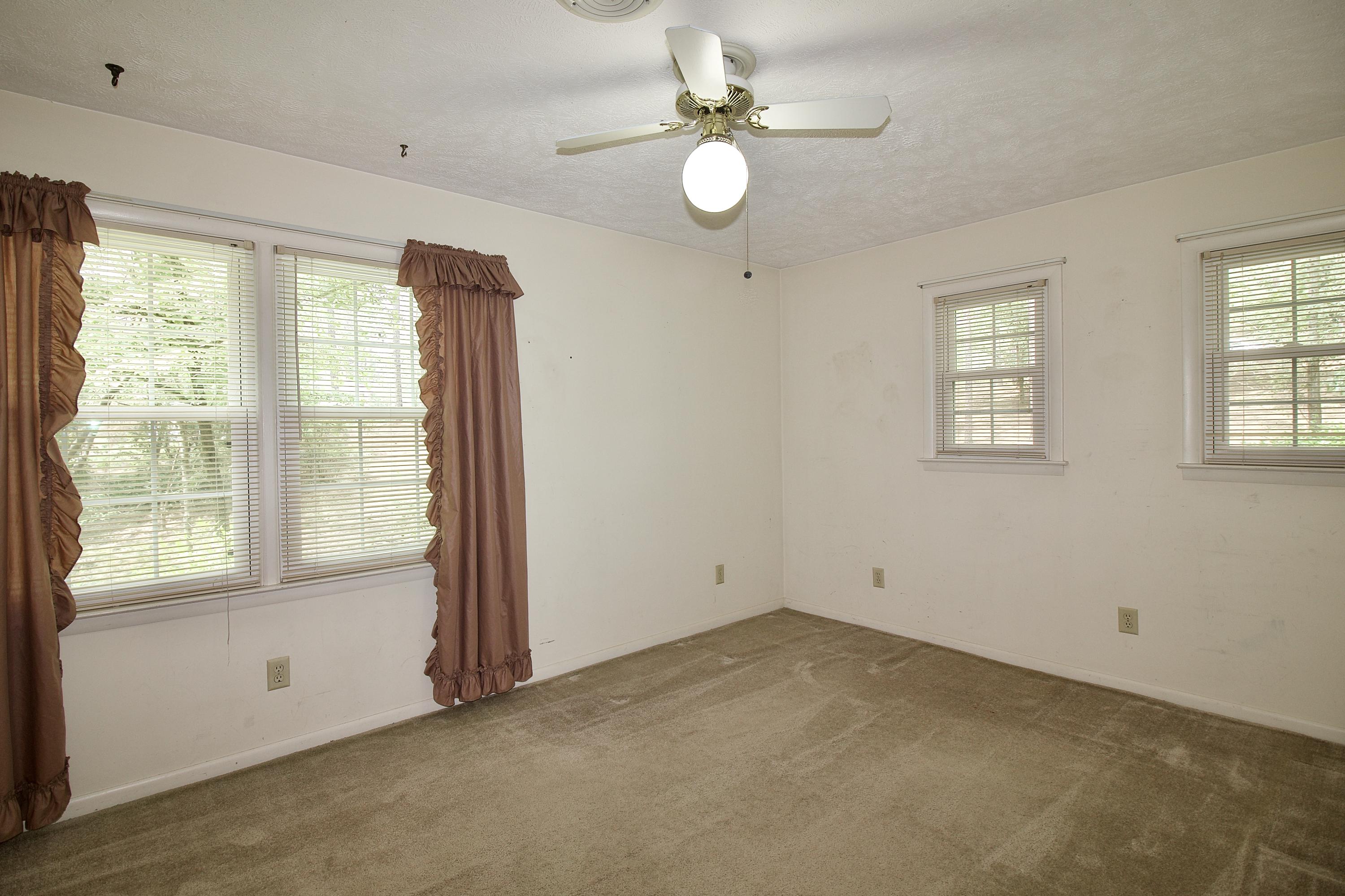 900 Robinwood Road Aberdeen, NC 28315 - Photo 31 of 58 IMG_5738