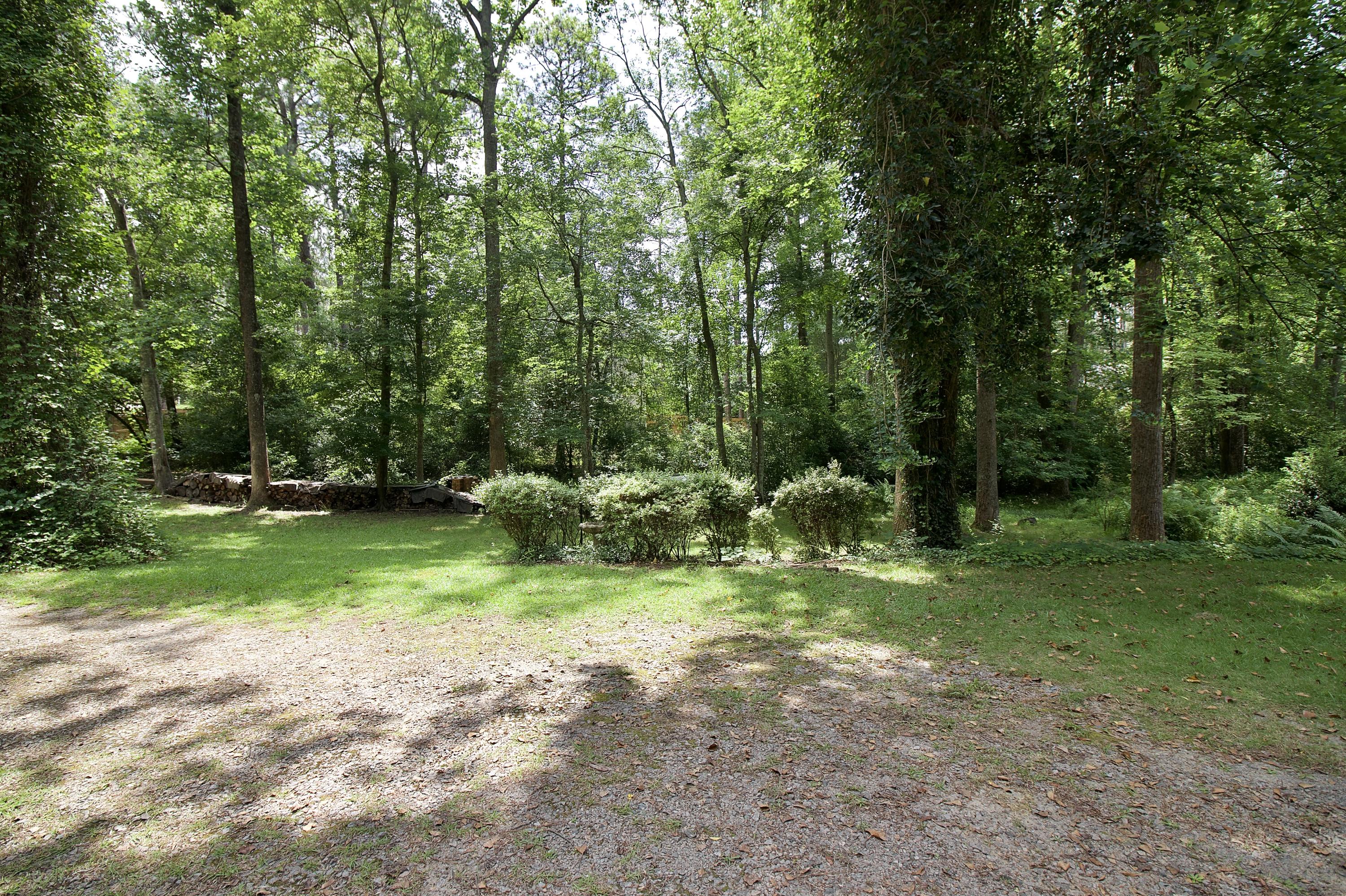 900 Robinwood Road Aberdeen, NC 28315 - Photo 7 of 58 IMG_5606