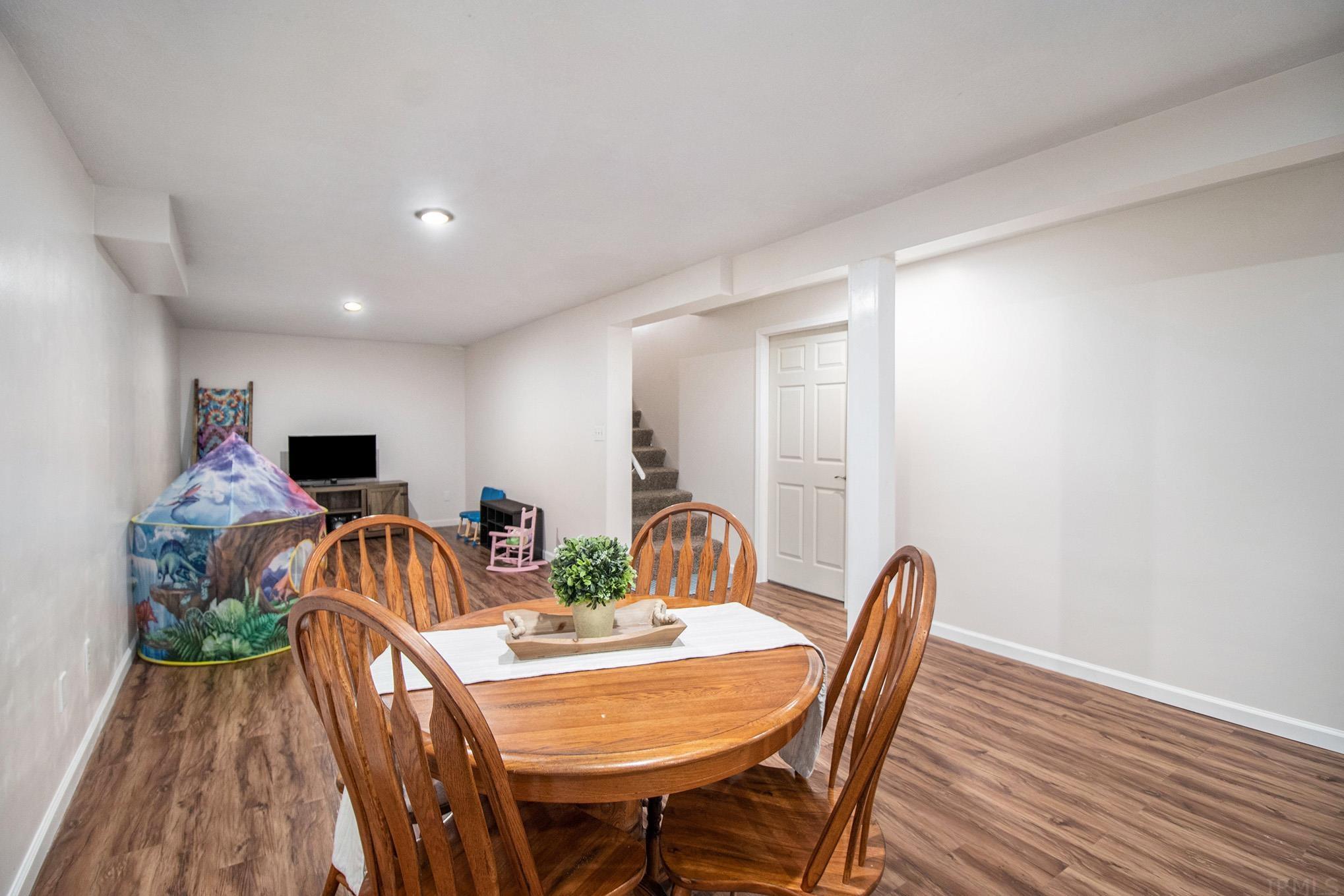 51422 Righter Lane South Bend, IN 46628 - Photo 20 of 25 Gallery Image 20